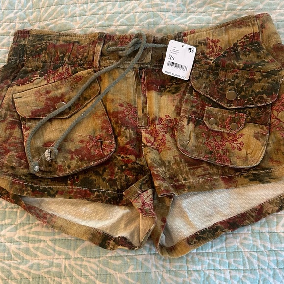 Free People Multicolor Cargo Shorts - Picture 4 of 4